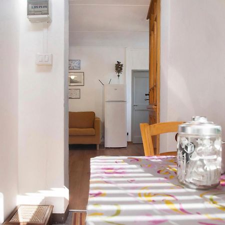 La Vecchia Torre Appartement Porto Valtravaglia Buitenkant foto
