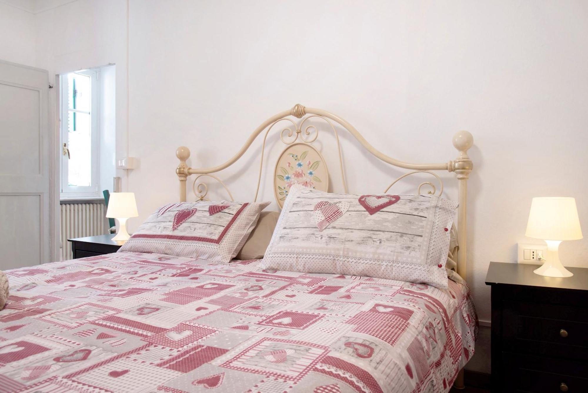 La Vecchia Torre Appartement Porto Valtravaglia Buitenkant foto